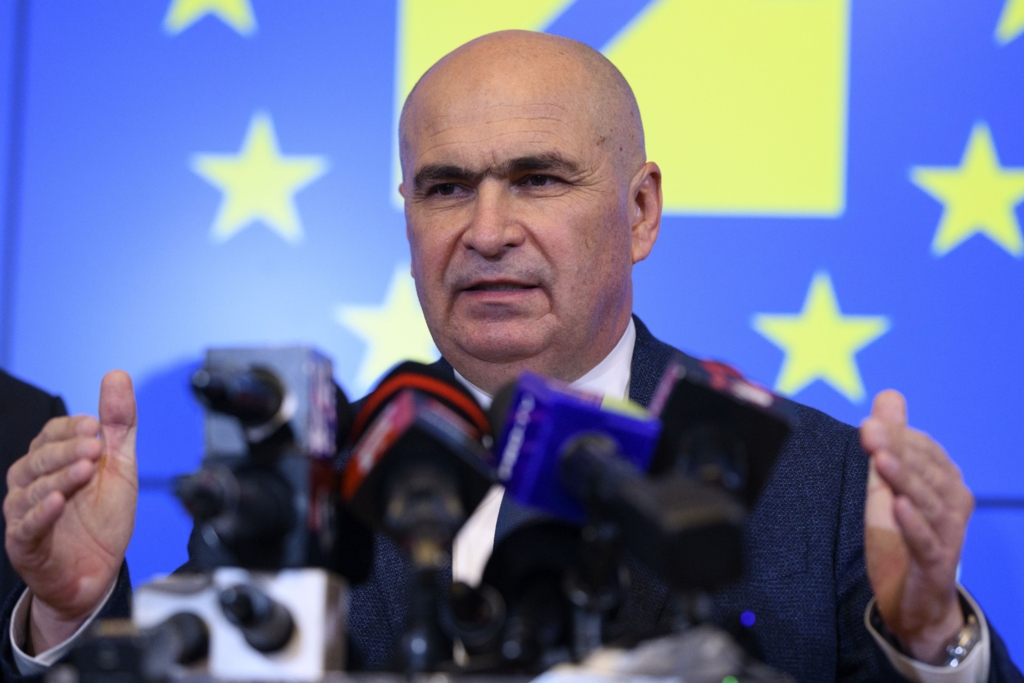 Bolojan: Zboruri politice liber sfidare