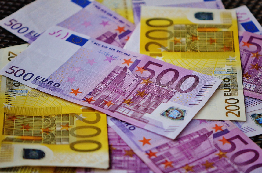 Bulgarii preferă leva în loc de euro