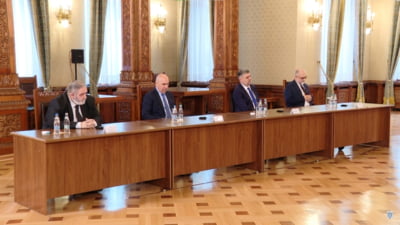 Împărțirea ministerelor în noul guvern