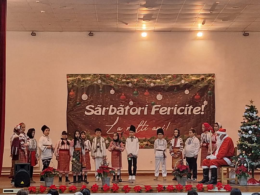 Magie de Crăciun la Școala Malu cu Flori