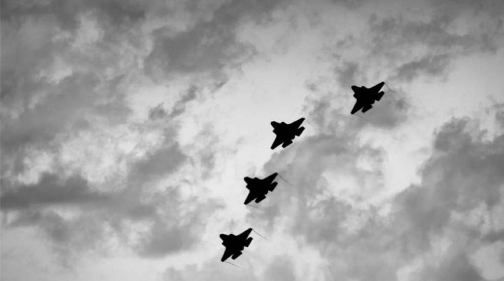 O țară a cheltuit 632 miliarde dolari pe arme