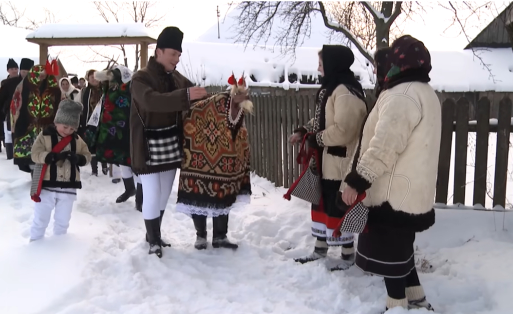 Obiceiuri și colinde de Anul Nou la români