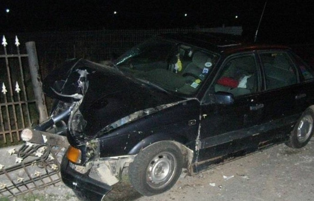 Proaspăt de 21 de ani, reținut după accident