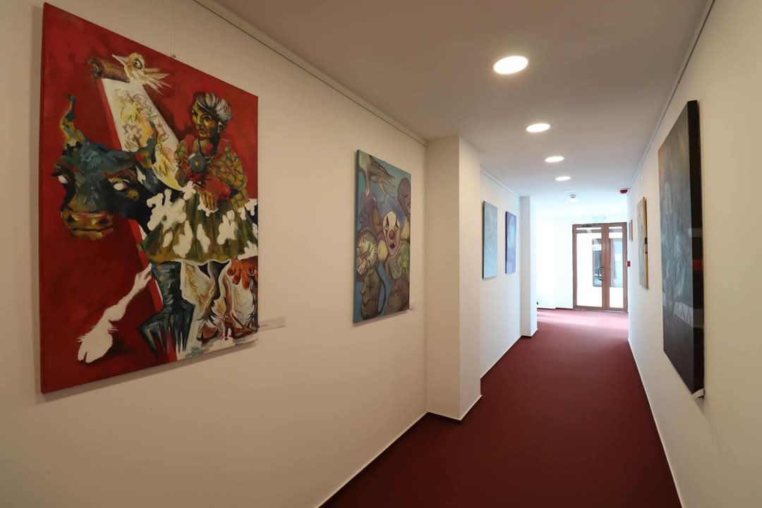 Rectoratul Universității „Valahia” ca galerie de artă
