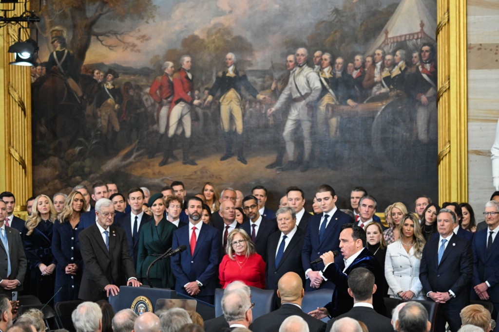 Absenți la învestirea lui Trump: motivele