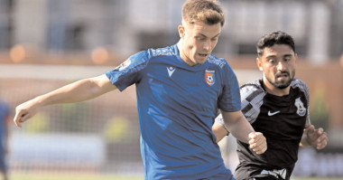 CHINDIA A MAI PIERDUT UN JUCĂTOR