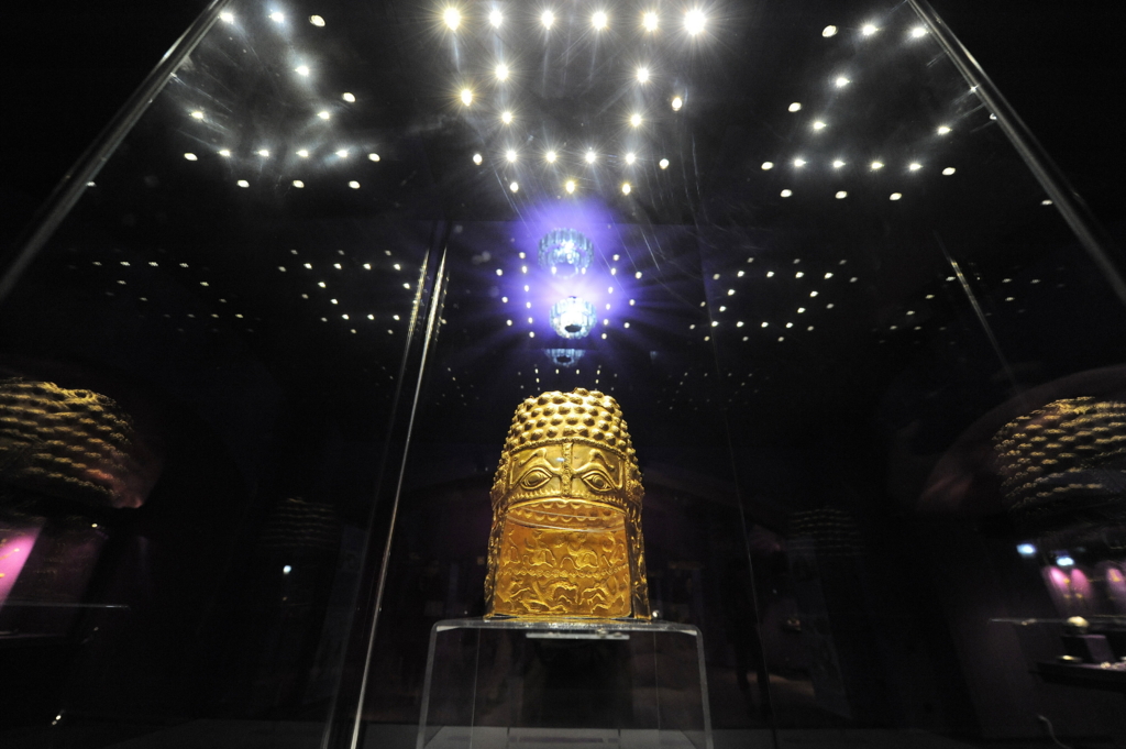 Coiful de aur de la Cotofenesti, imposibil de vândut