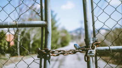 Concedieri masive în două industrii în 2025