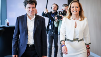 Dilema USR: Lasconi sau Nicușor Dan?