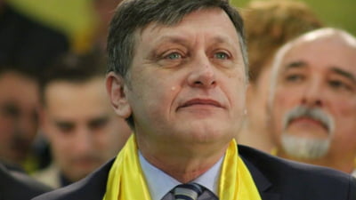 Politologul: PNL trebuia alt candidat
