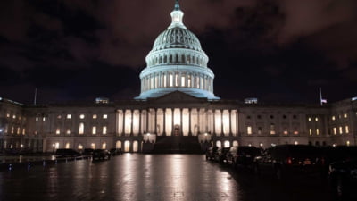 Trump a ajuns la Washington înainte de învestire