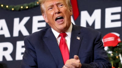 Trump amenință cu forța pentru Groenlanda