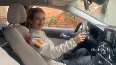 Afaceristă cu permis la 37 de ani, pe circuit
