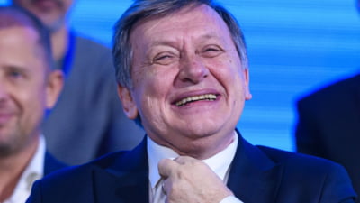 Antonescu: Nu mă retrag din cursa electorală