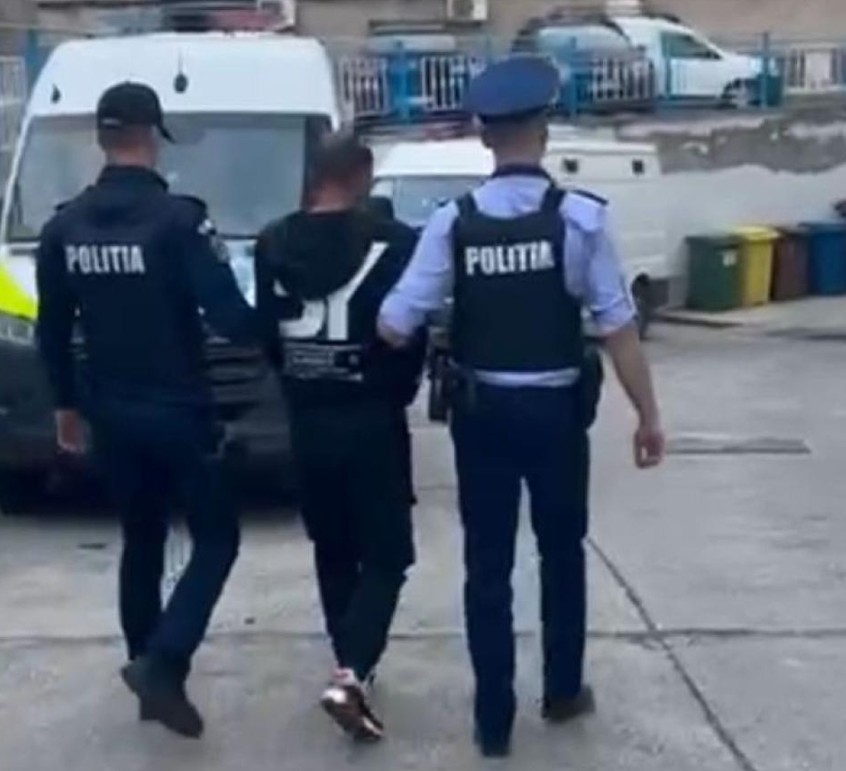 Bărbat reținut pentru amenințare și violare a ordinii