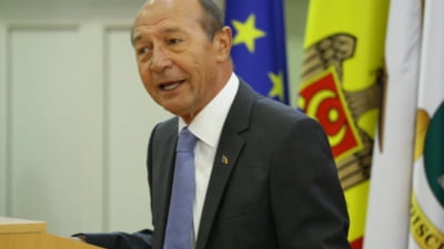 Băsescu: Trump expune America la pericol