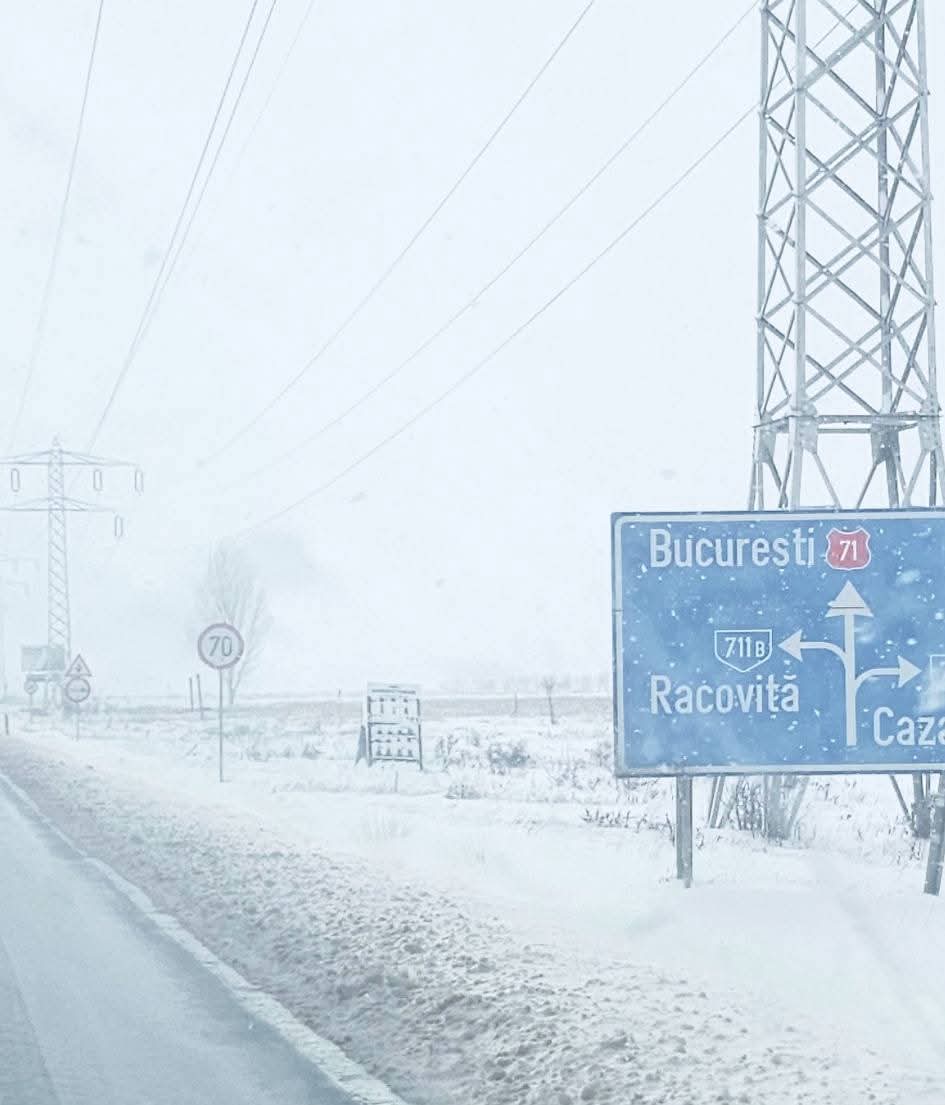 Condiții periculoase pentru șoferi pe drumuri