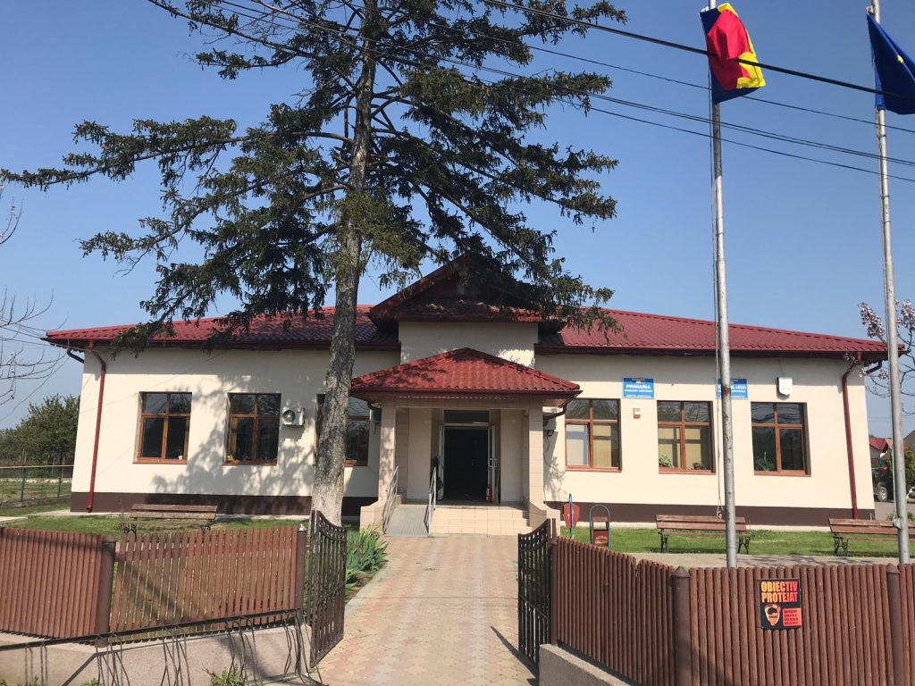 Crevedia amenință pe Facebook: „Vă vom elimina…”