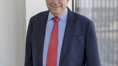 Economist: Trump ne duce în criză globală