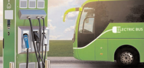 Microbuz școlar hibrid la Șelaru