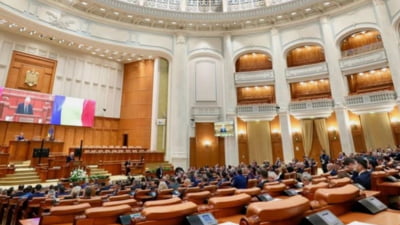 Președintele Senatului reduce drastic posturi