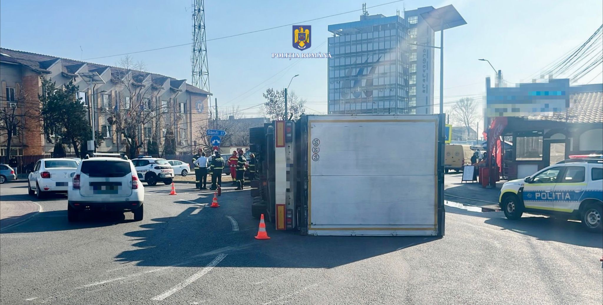 Tir răsturnat pe Șoseaua Găești