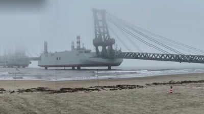 Barje uriașe de invazie în largul Taiwanului