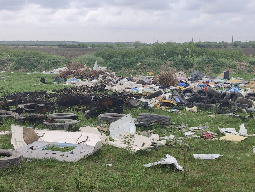 Dâmbovița: Statul ignoră întrebările cetățenilor