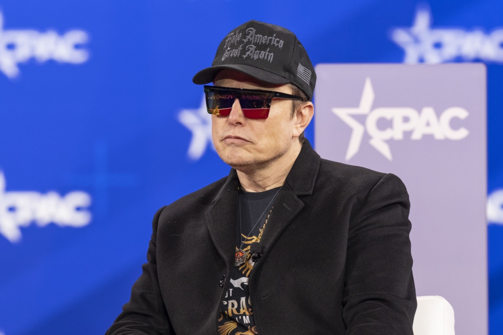 Elon Musk a devenit tată pentru a 14-a oară