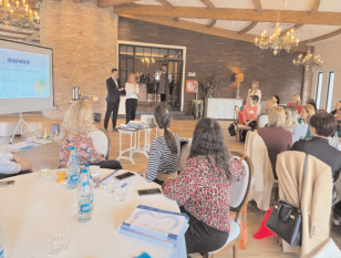 Fiecare Copil Merită o Poveste în Dâmbovița