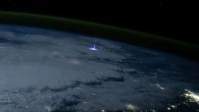 Lumină misterioasă observată de pe ISS