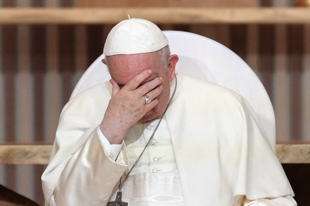 Papa Francisc: Războiul pare absurd