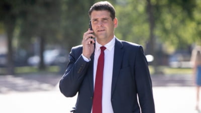Politician păcălit cu o invitație falsă