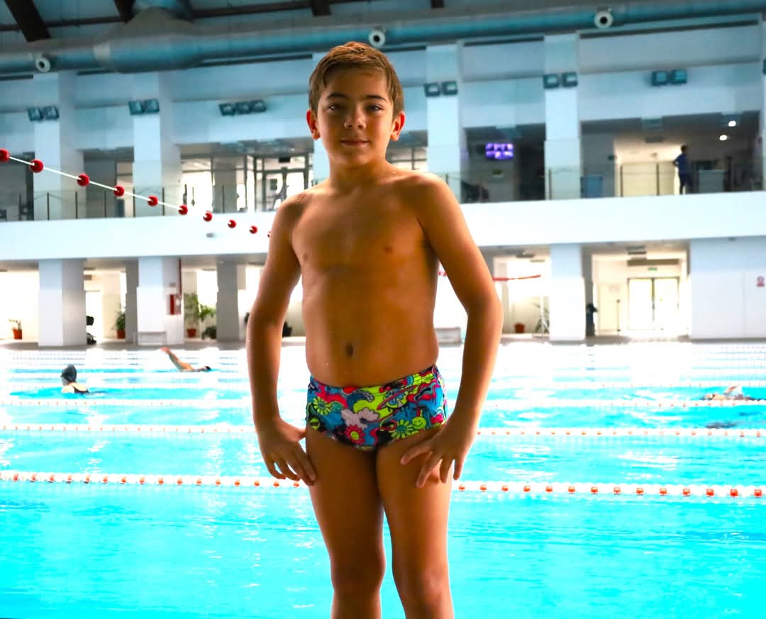 Sașa Dincă, star al înotului din Târgoviște