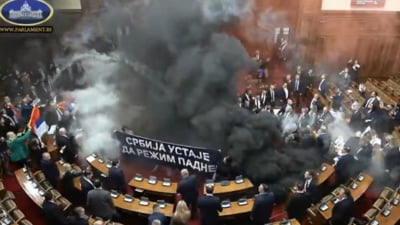Scandal în Parlamentul Serbiei: violențe și răniți