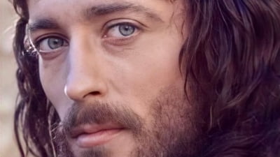 Actorul din "Iisus din Nazareth" după 50 de ani