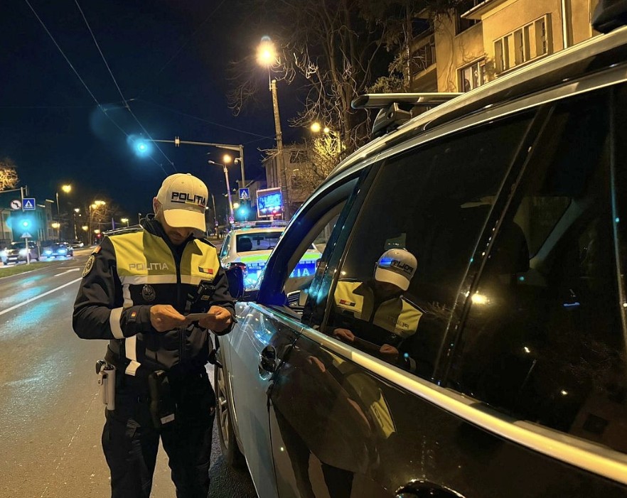 Conducător auto prins beat și neocupat permis