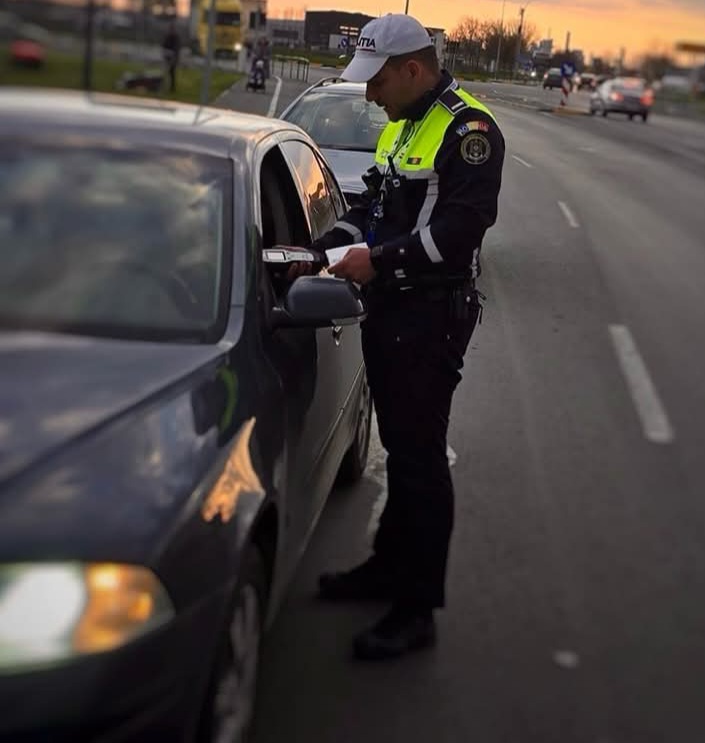 Controale pe șosele, polițiști în acțiune