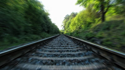 Femeie împinsă în fața trenului, Oradea