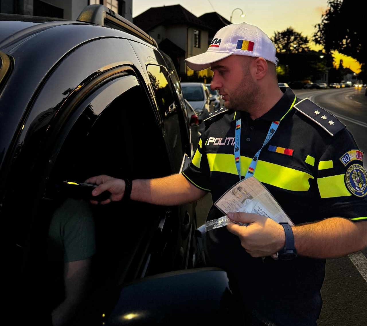 Femeie prinsă la volanul unei mașini Gol numere