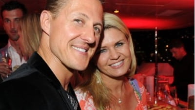 Michael Schumacher a semnat un autograf!