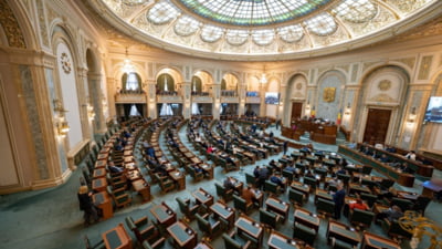 Parlamentarii chiulangii vor fi sancționați financiar