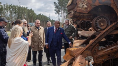 Pastorul lui Trump: Ucraina cere arme, nu bani