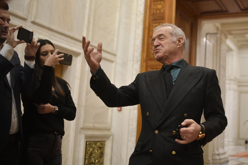 Reacția lui Becali la declarațiile lui Ponta