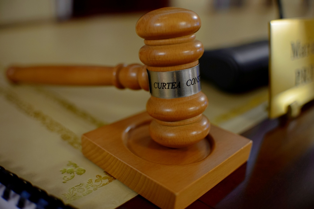 Salariile și sporurile judecătorilor CCR