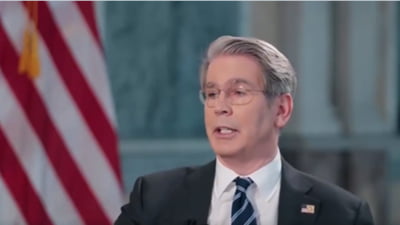 „Secretarul Trezoreriei: Chinezii, infractori în comerț”