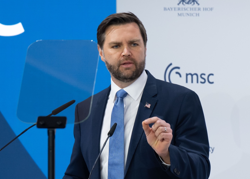 Vicepreședintele JD Vance, critici la Beijing