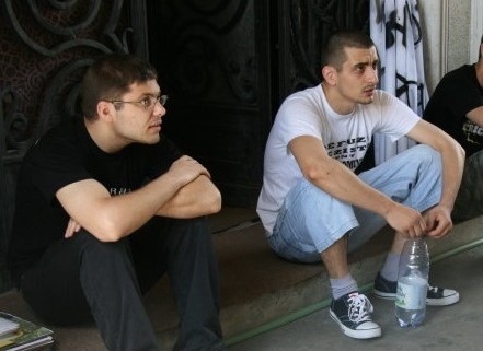 Acuzații grave de violență împotriva lui Simion