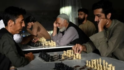 Talibanii interzic șahul: motiv surprinzător