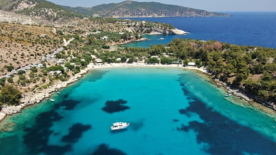 Plaje spectaculoase accesibile cu mașina